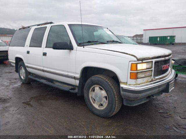  Salvage GMC Suburban