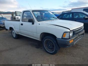  Salvage Toyota Pickup