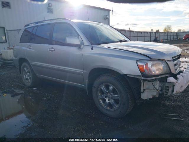  Salvage Toyota Highlander