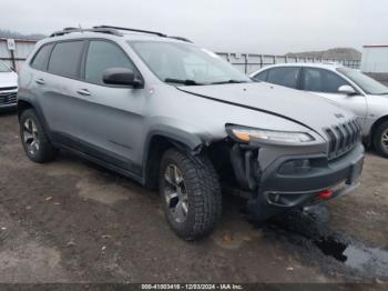  Salvage Jeep Cherokee