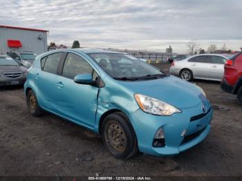  Salvage Toyota Prius c