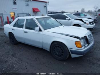  Salvage Mercedes-Benz 300