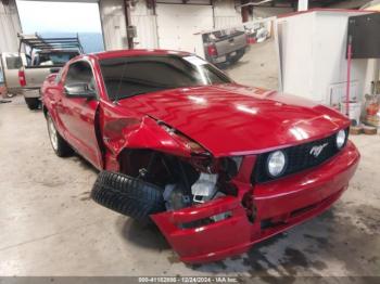  Salvage Ford Mustang