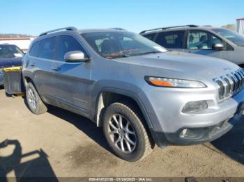  Salvage Jeep Cherokee