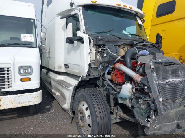  Salvage Peterbilt 579