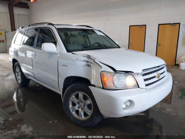  Salvage Toyota Highlander