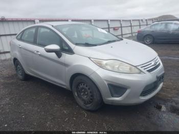  Salvage Ford Fiesta