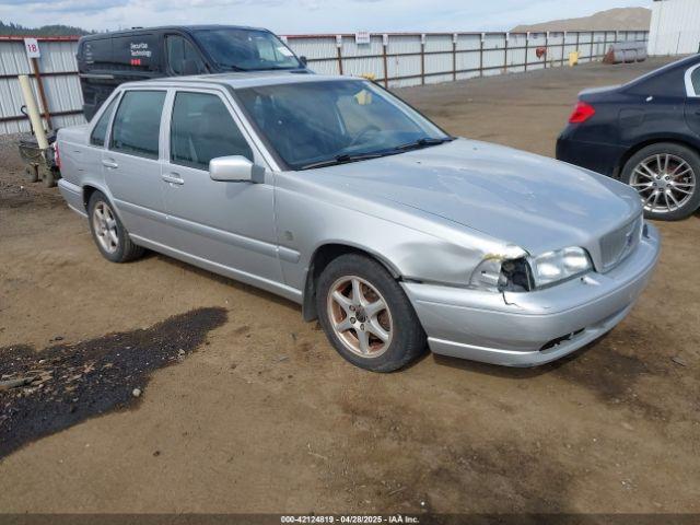 Salvage Volvo S70