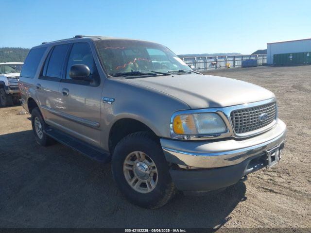  Salvage Ford Expedition