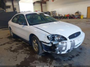  Salvage Ford Taurus