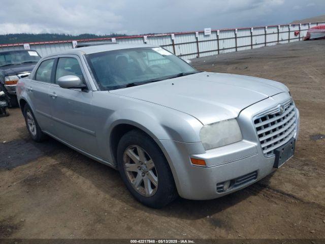  Salvage Chrysler 300