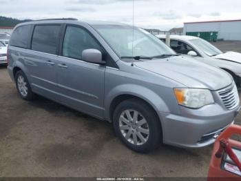  Salvage Chrysler Town & Country