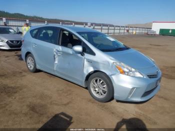  Salvage Toyota Prius v