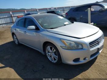  Salvage Nissan Maxima
