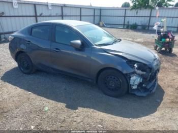  Salvage Toyota Yaris