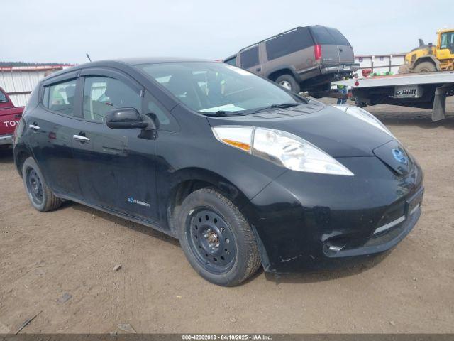  Salvage Nissan LEAF