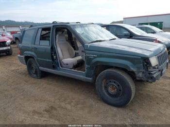  Salvage Jeep Grand Cherokee