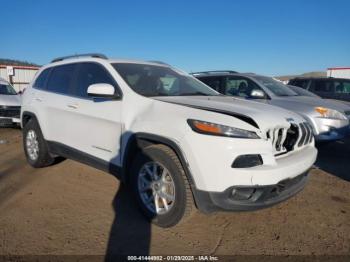  Salvage Jeep Cherokee