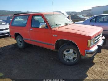  Salvage Chevrolet Blazer