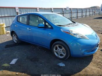  Salvage Nissan LEAF