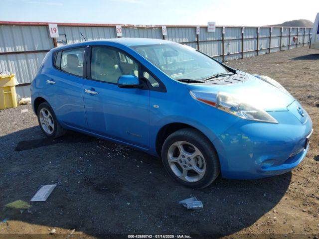  Salvage Nissan LEAF