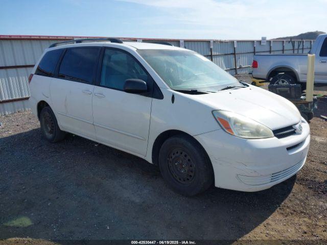  Salvage Toyota Sienna