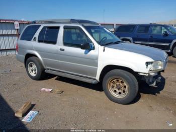  Salvage Nissan Pathfinder
