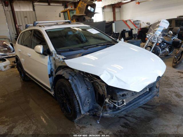  Salvage Volkswagen Golf
