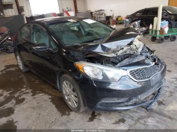  Salvage Kia Forte