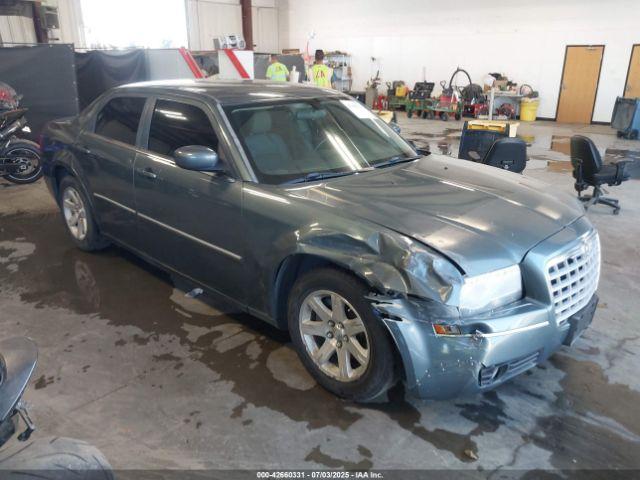  Salvage Chrysler 300