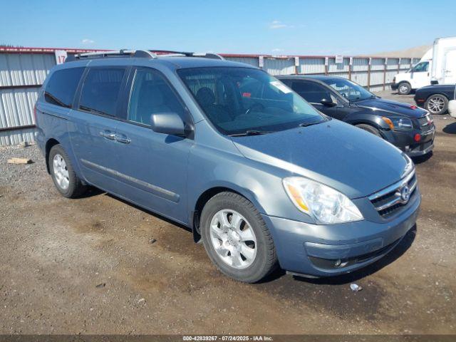  Salvage Hyundai Entourage