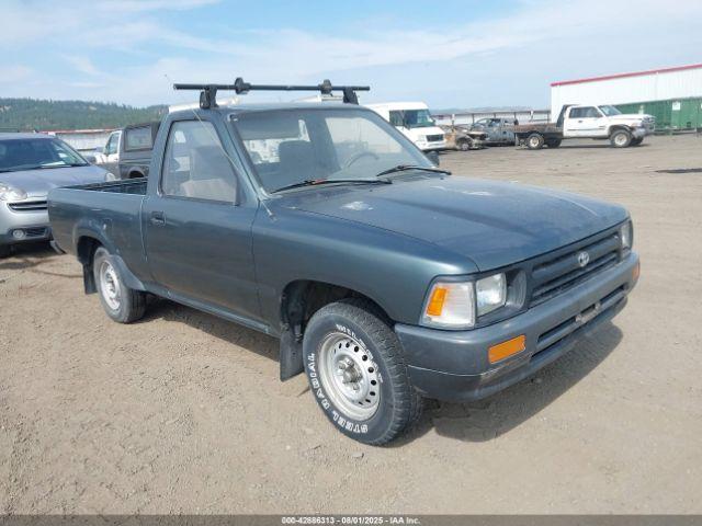  Salvage Toyota Pickup