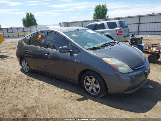  Salvage Toyota Prius