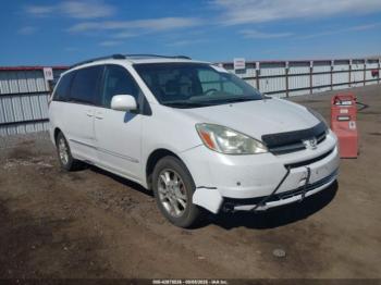  Salvage Toyota Sienna