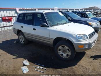  Salvage Toyota RAV4