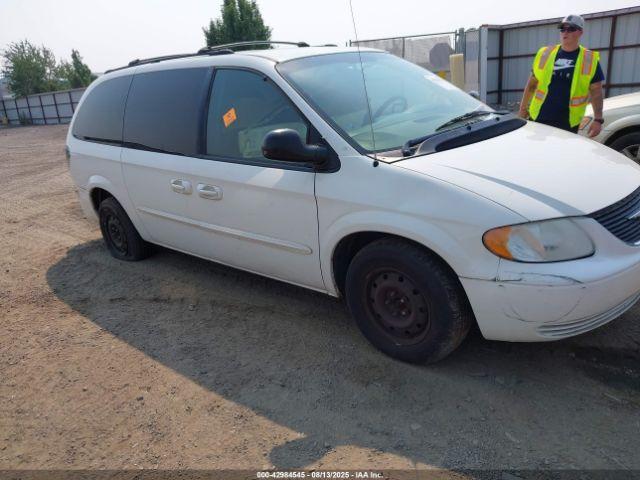  Salvage Chrysler Town & Country