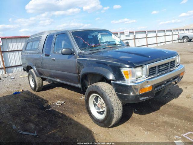  Salvage Toyota Pickup
