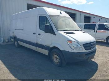  Salvage Mercedes-Benz Sprinter 2500