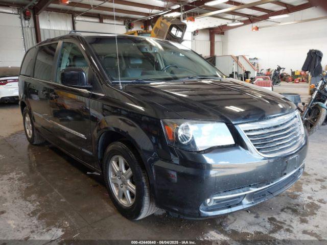  Salvage Chrysler Town & Country