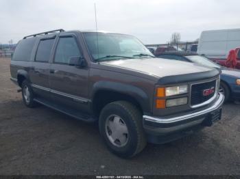  Salvage GMC Suburban 1500