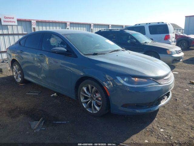  Salvage Chrysler 200