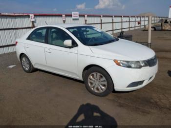  Salvage Kia Forte
