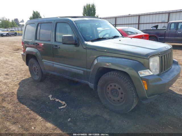  Salvage Jeep Liberty
