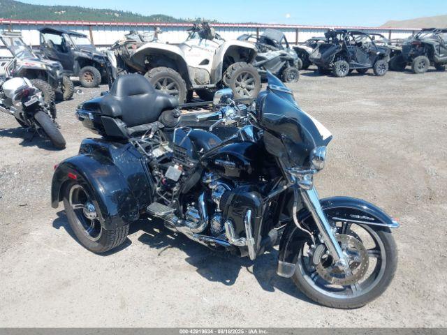 Salvage Harley-Davidson Flhtcutg