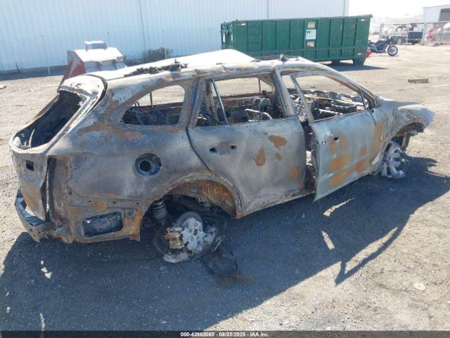 Subaru Outback Premium Image 3