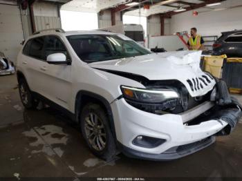  Salvage Jeep Cherokee