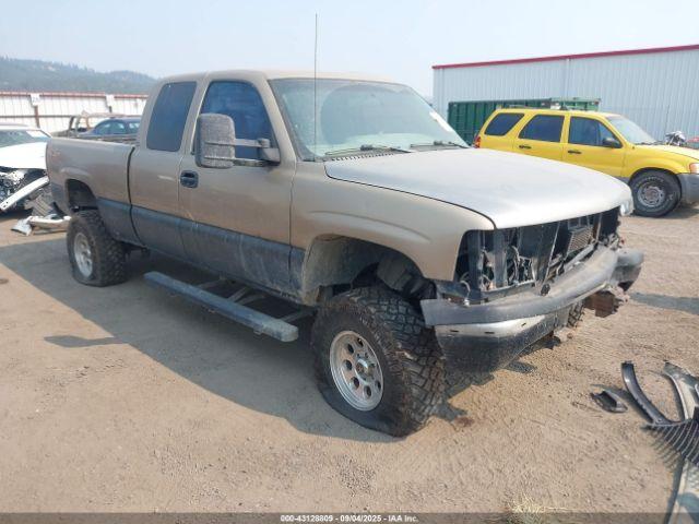  Salvage Chevrolet Silverado 1500