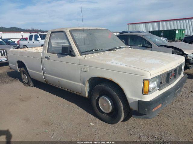  Salvage GMC S Truck