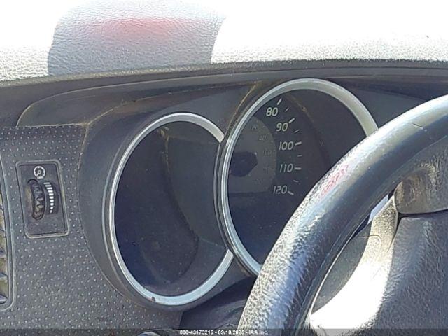 Toyota Tacoma Base V6 Image 14