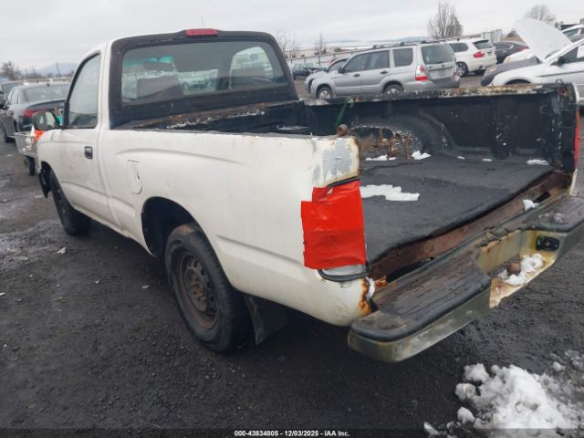 Toyota Tacoma Image 9